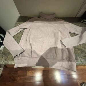 Dusty pink heathered Alo sweater